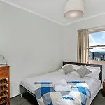 One Bedroom Apartment Clifton St